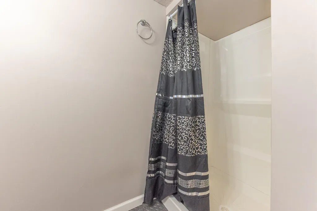 1705 Smith Avenue Ypsilanti Charter Township MI 48198