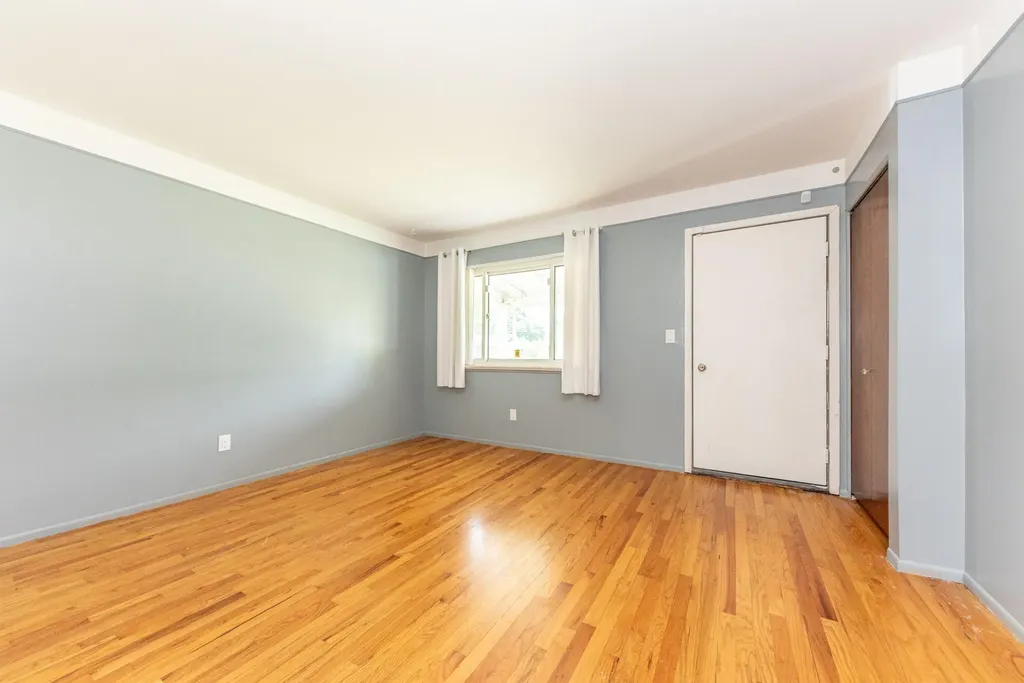 1705 Smith Avenue Ypsilanti Charter Township MI 48198
