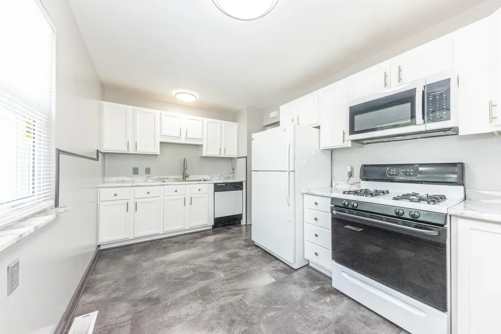 1705 Smith Avenue Ypsilanti Charter Township MI 48198
