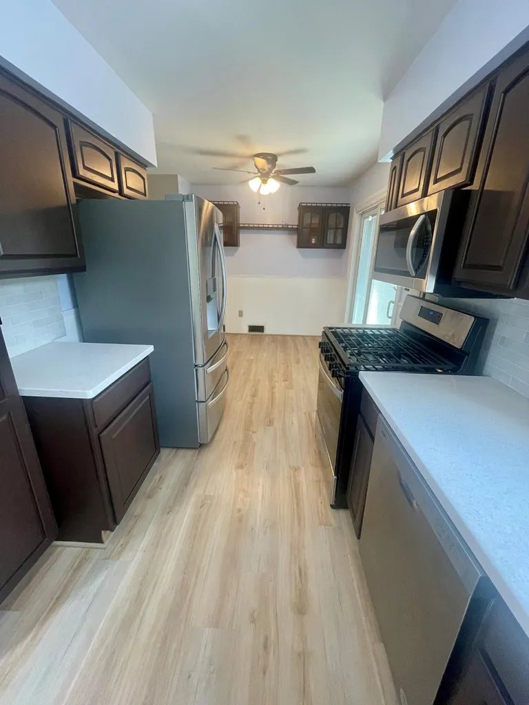 34729 Somerset Avenue Westland City MI 48186