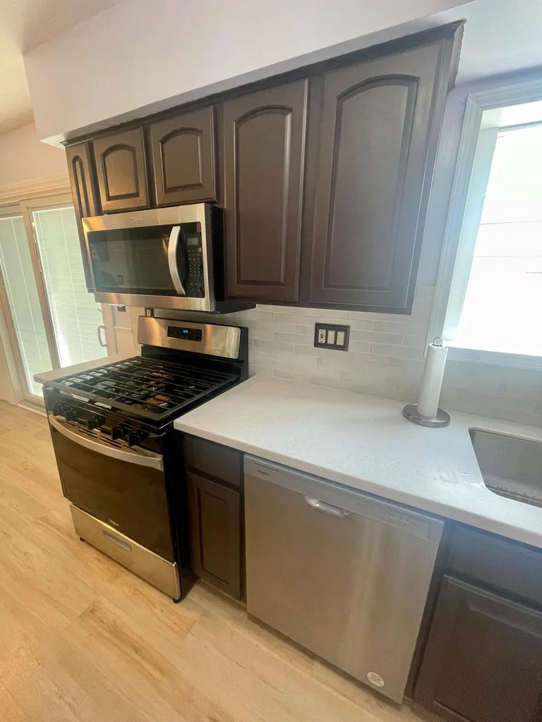 34729 Somerset Avenue Westland City MI 48186