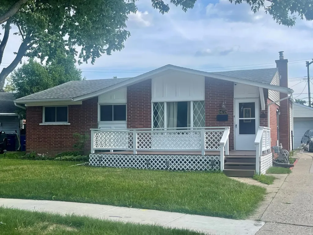 34729 Somerset Avenue Westland City MI 48186