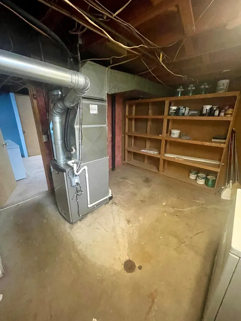 34729 Somerset Avenue Westland City MI 48186