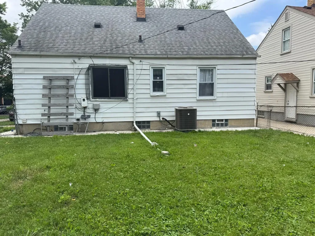6388 NW Montrose Street NW Detroit City MI 48228