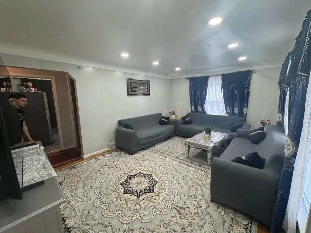 6388 NW Montrose Street NW Detroit City MI 48228