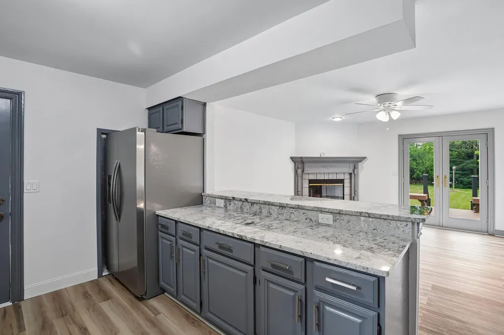 990 Centennial Avenue Ypsilanti Charter Township MI 48198
