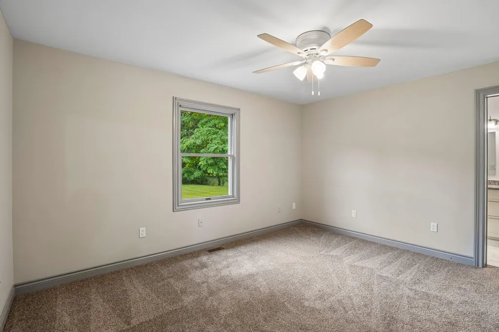 990 Centennial Avenue Ypsilanti Charter Township MI 48198