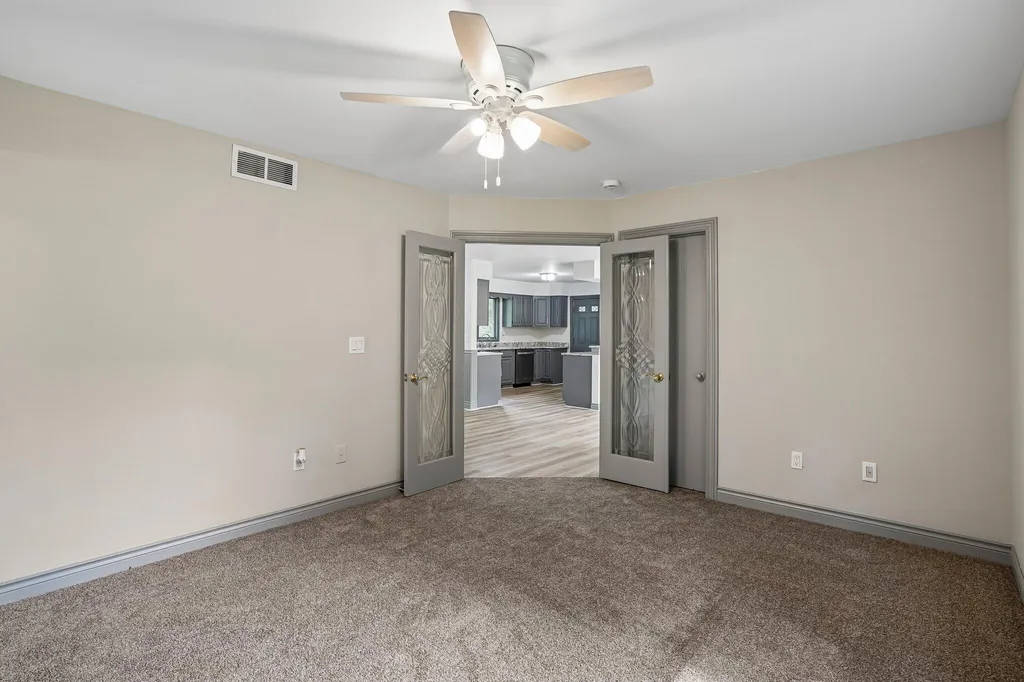 990 Centennial Avenue Ypsilanti Charter Township MI 48198