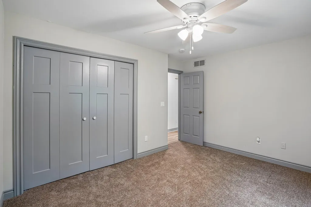 990 Centennial Avenue Ypsilanti Charter Township MI 48198