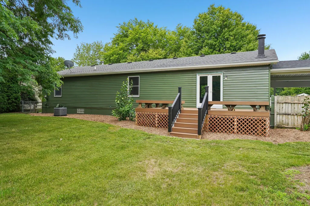 990 Centennial Avenue Ypsilanti Charter Township MI 48198