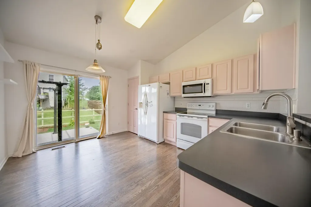 6261 Maplehurst Drive Ypsilanti Charter Township MI 48197