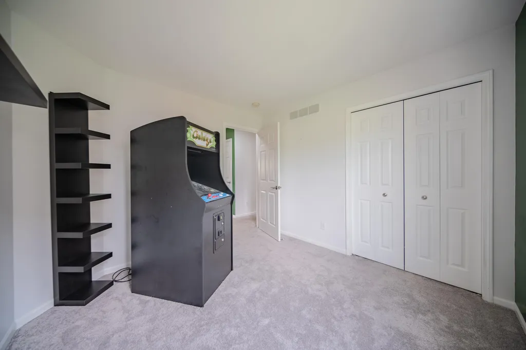 6261 Maplehurst Drive Ypsilanti Charter Township MI 48197