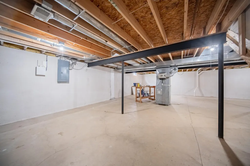 6261 Maplehurst Drive Ypsilanti Charter Township MI 48197
