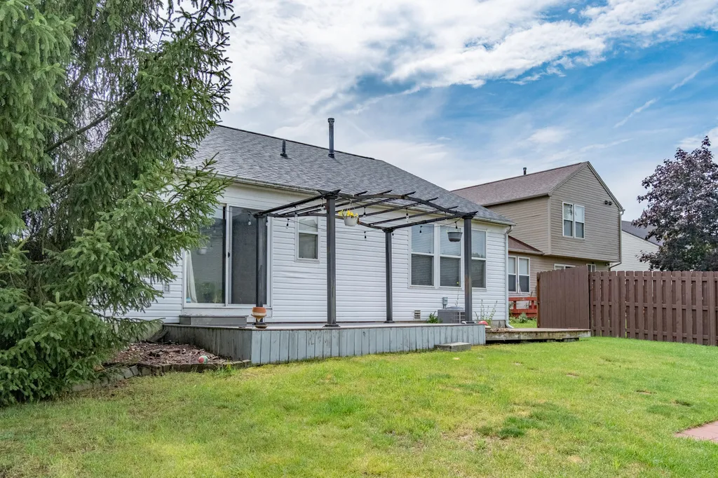 6261 Maplehurst Drive Ypsilanti Charter Township MI 48197