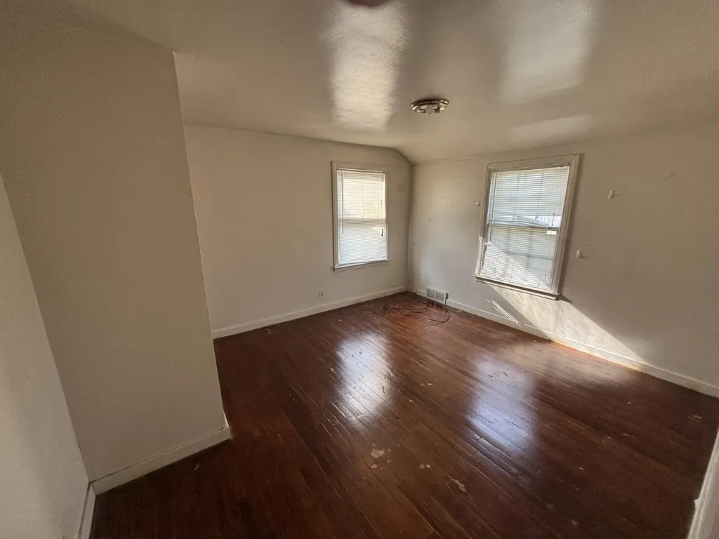 10301 Morang Avenue Detroit City MI 48224