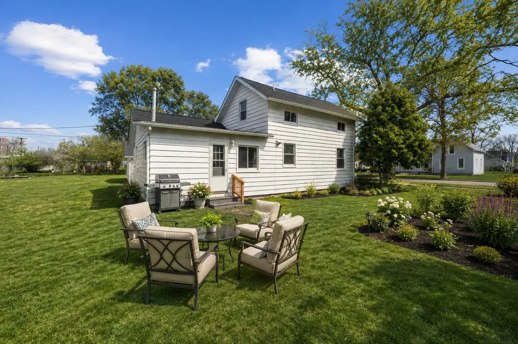 244 Cass Street Dundee Township MI 48131