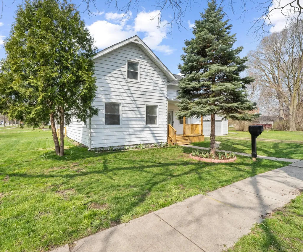 244 Cass Street Dundee Township MI 48131