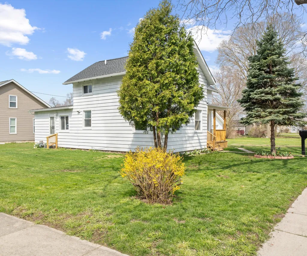 244 Cass Street Dundee Township MI 48131