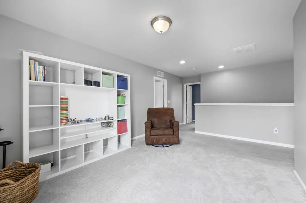 5887 Strawberry Circle Commerce Charter Township MI 48382