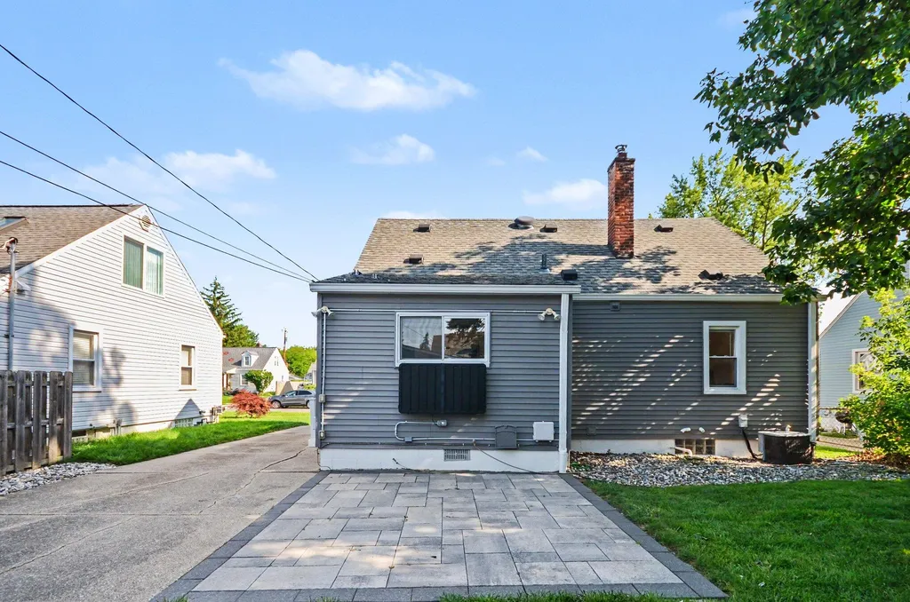 2386 Brickley Street Ferndale City MI 48220