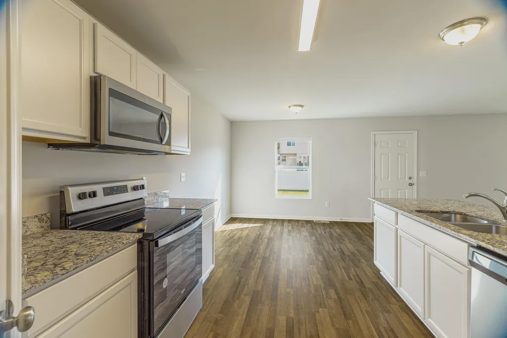 1643 Golfview Drive Superior Charter Township MI 48198