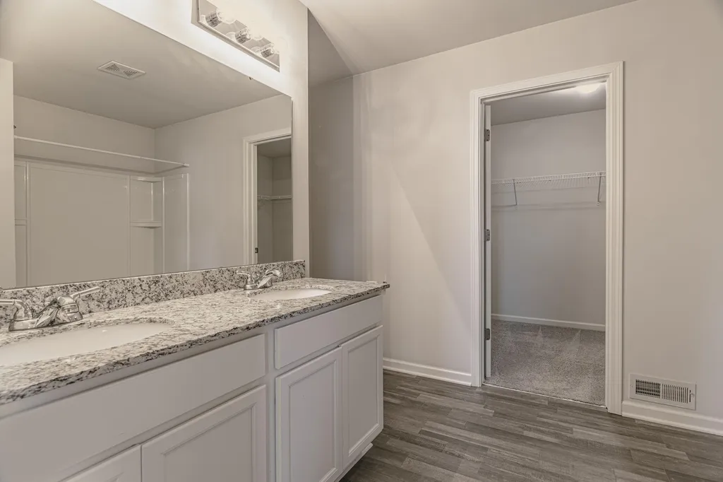 1643 Golfview Drive Superior Charter Township MI 48198