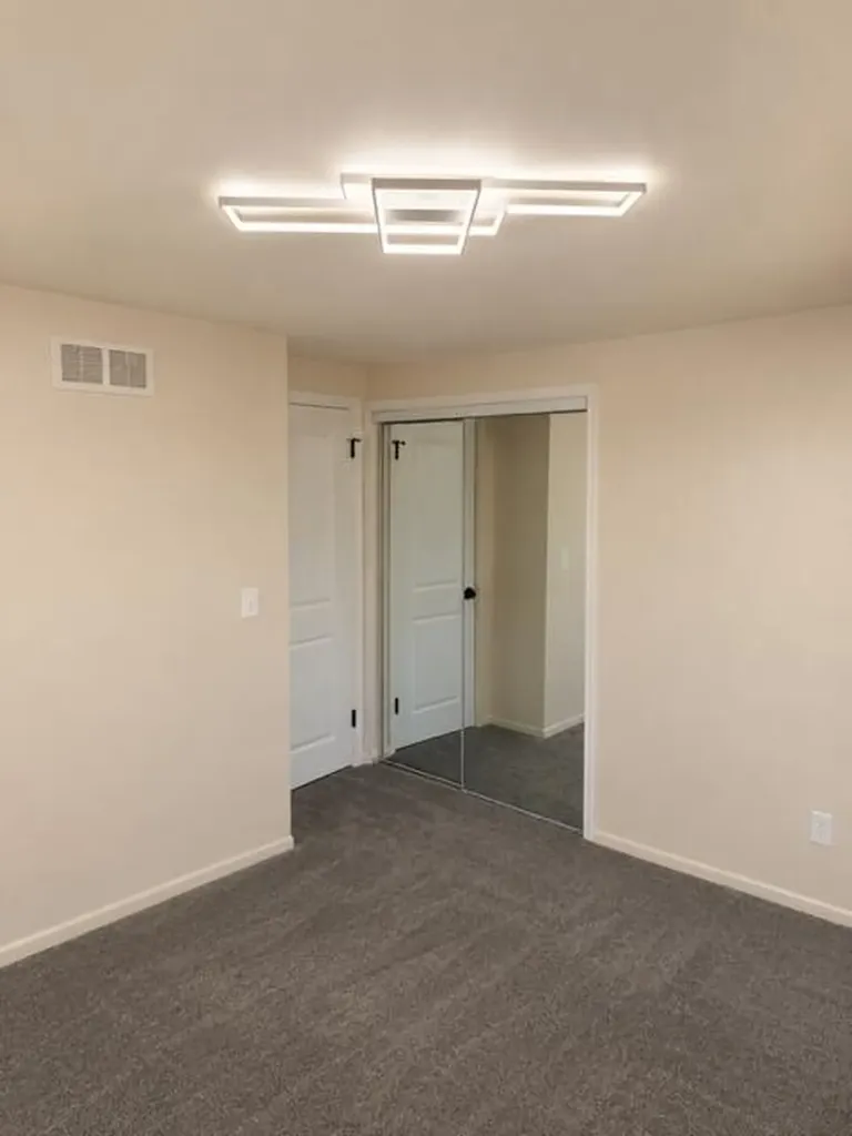 29310 Prestwick Street Southfield City MI 48076