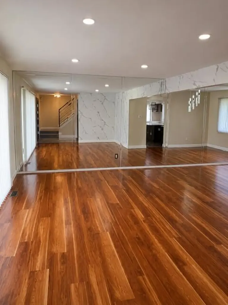 29310 Prestwick Street Southfield City MI 48076