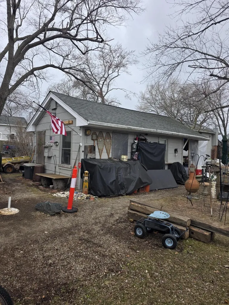641 Dunleavy Drive Highland Charter Township MI 48356
