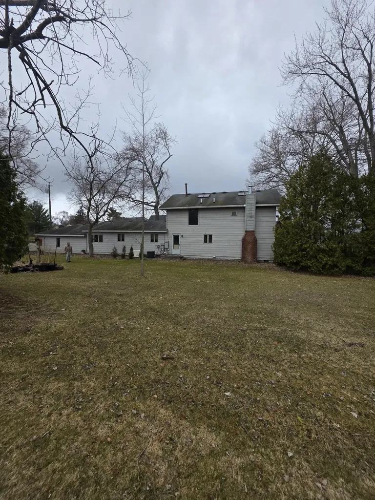 641 Dunleavy Drive Highland Charter Township MI 48356