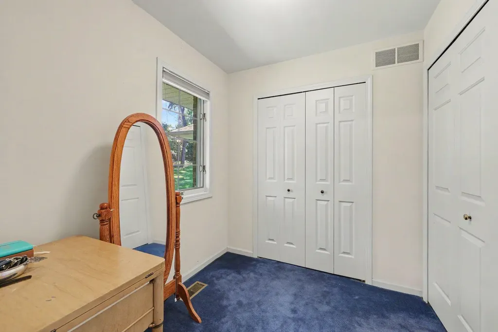 2220 Gale Road Superior Charter Township MI 48105