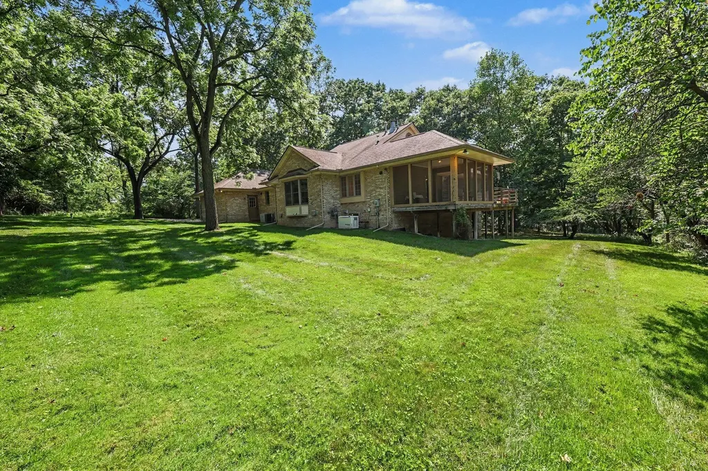 2220 Gale Road Superior Charter Township MI 48105
