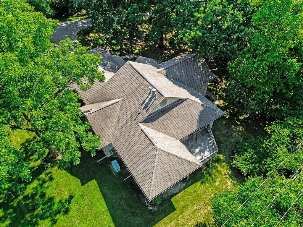 2220 Gale Road Superior Charter Township MI 48105