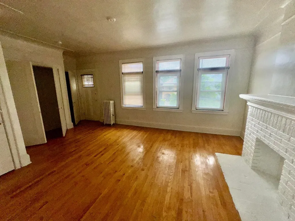 2681 Pasadena Street Wayne City MI 48238