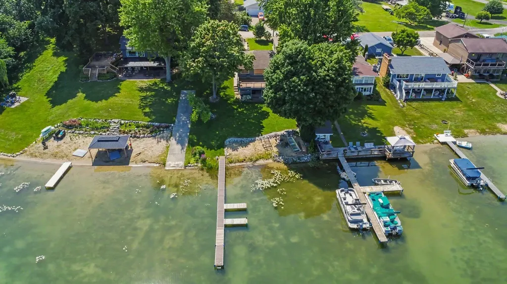 280 Ethyl Drive Cambridge Township MI 49230
