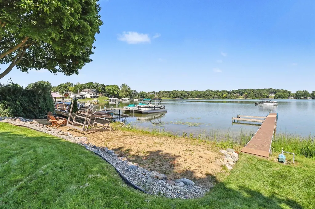 280 Ethyl Drive Cambridge Township MI 49230