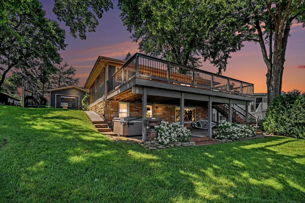 280 Ethyl Drive Cambridge Township MI 49230