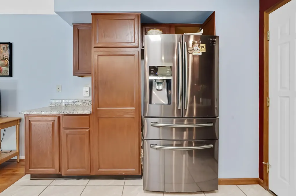 11176 Mcgregor Hamburg Township MI 48169
