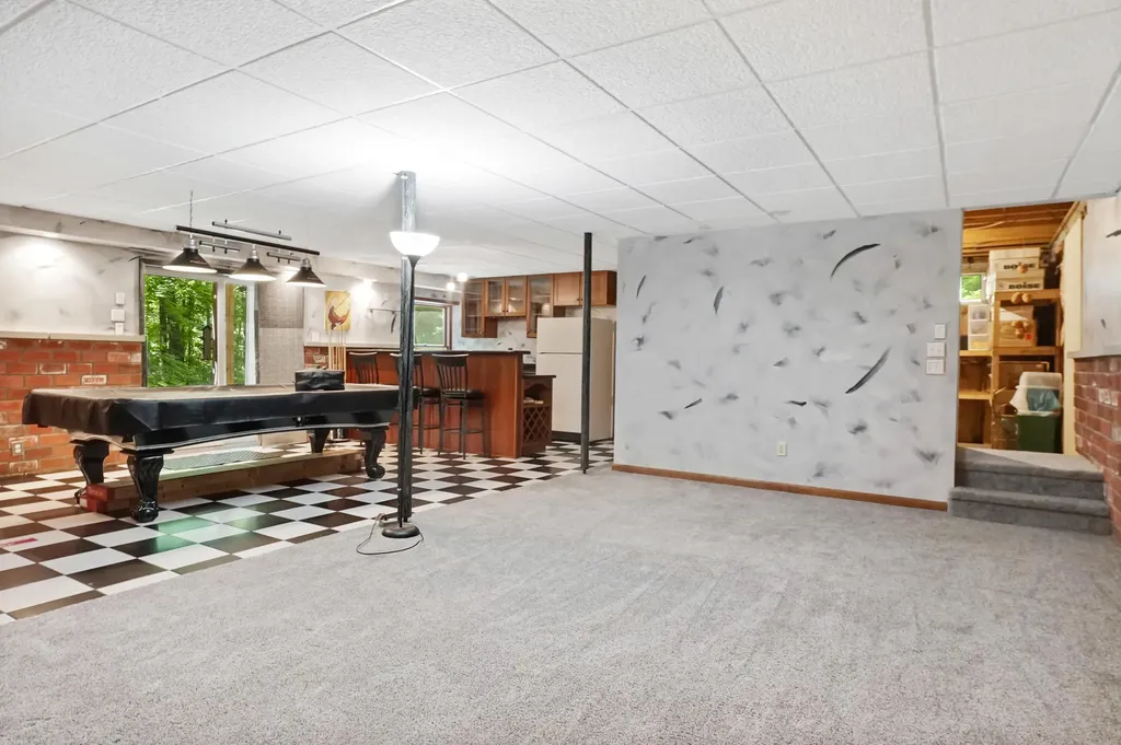 11176 Mcgregor Hamburg Township MI 48169