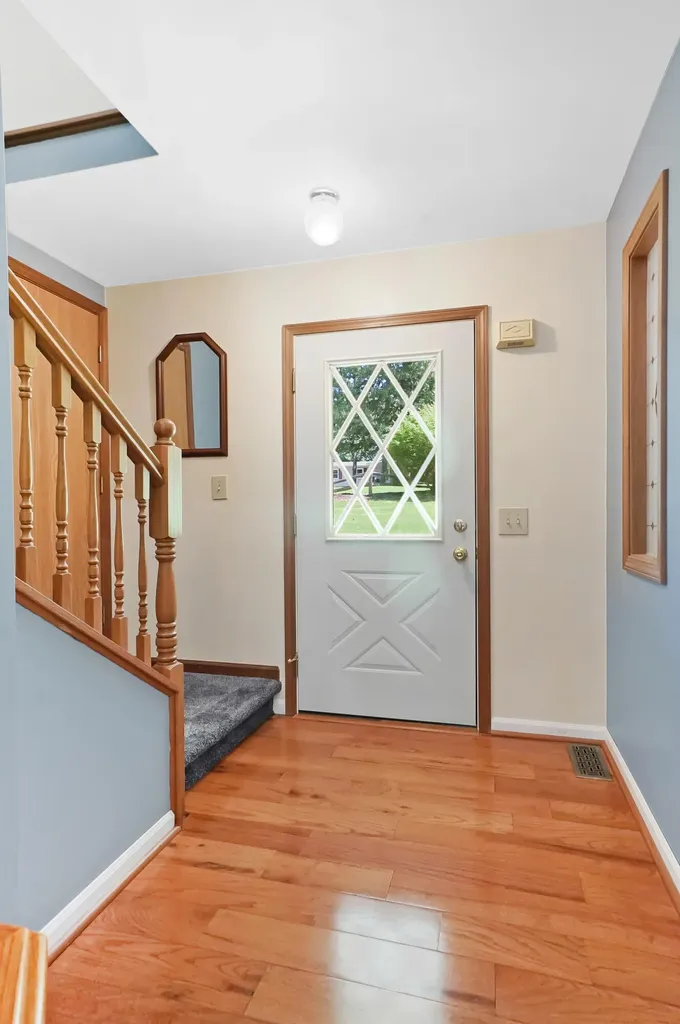 11176 Mcgregor Hamburg Township MI 48169