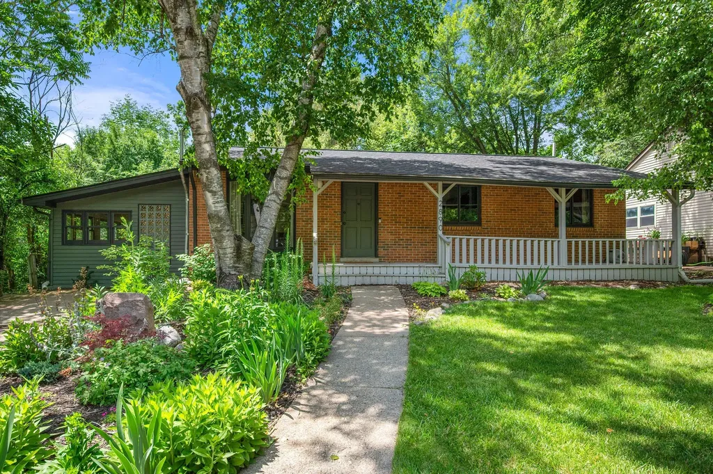2890 Kimberley Road Ann Arbor City MI 48104