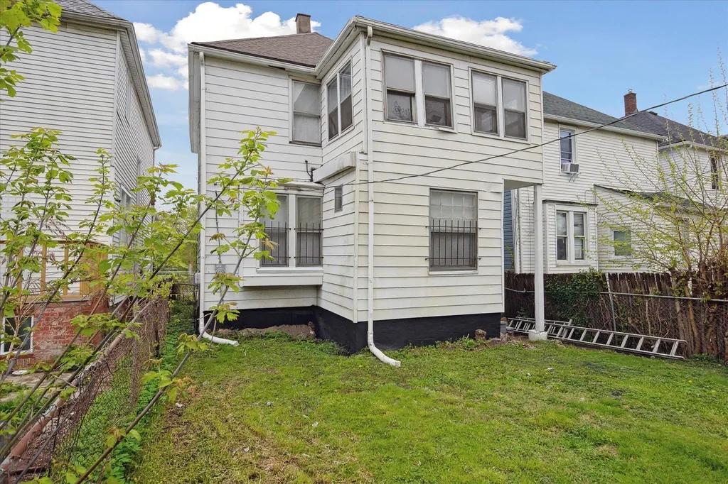 5421 Fischer Street Detroit City MI 48213