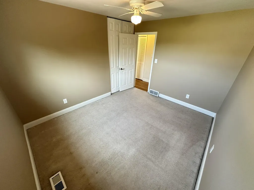 19533 Hardy Street Livonia City MI 48152