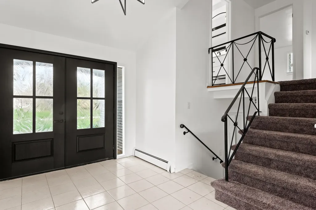 22589 Bell Brook Street Southfield City MI 48034
