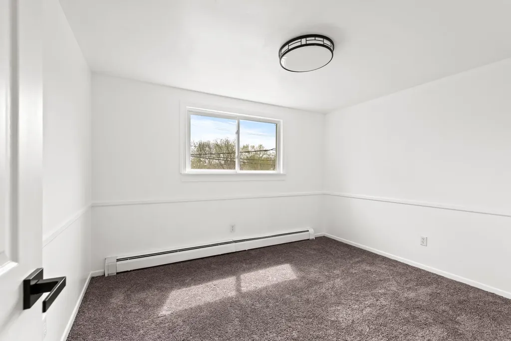 22589 Bell Brook Street Southfield City MI 48034