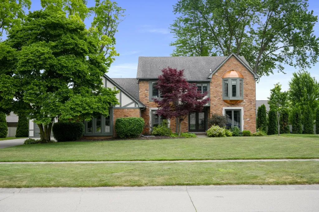 12402 Watkins Drive Shelby Charter Township MI 48315