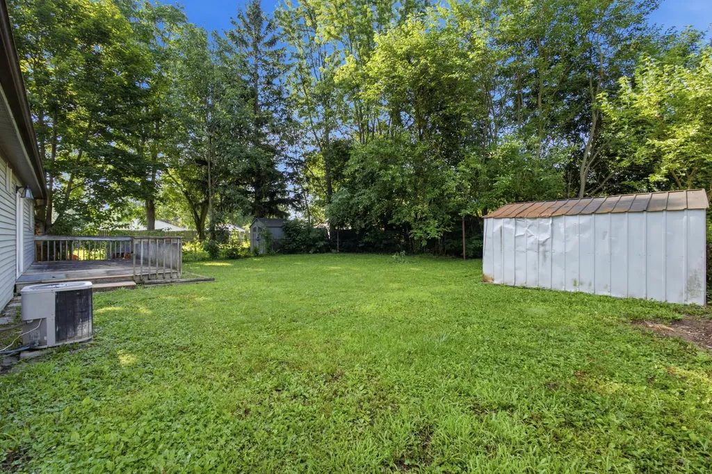 42039 Arthur Street Van Buren Charter Township MI 48111