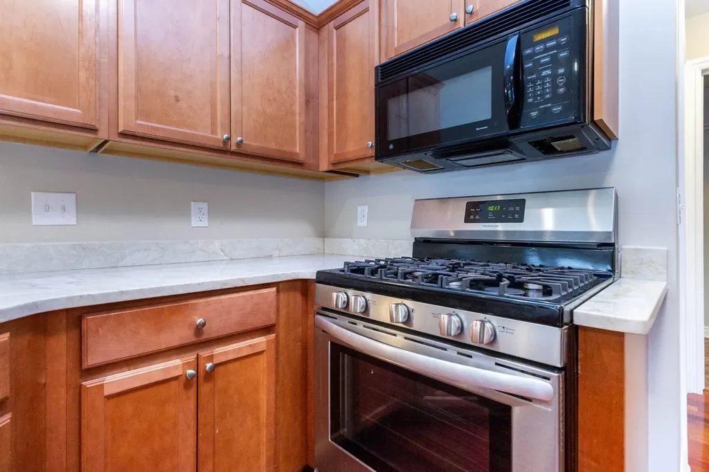 45637 Graystone Lane Canton Charter Township MI 48187
