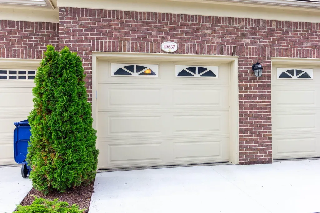 45637 Graystone Lane Canton Charter Township MI 48187