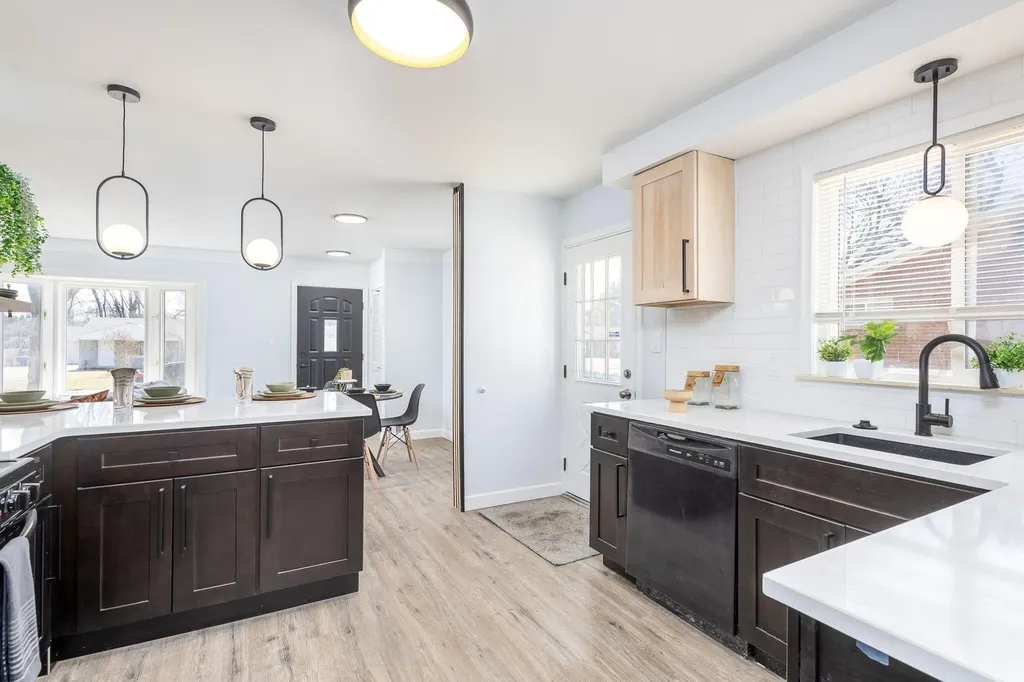 3168 Herbell Drive Waterford Charter Township MI 48328